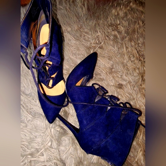 Gorgeous Dark blue Shoe Dazzle Women's Classic Booties Heels - Picture 1 of 4